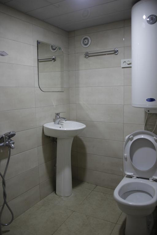Guest House Chuta In Lagami เมสเตีย ภายนอก รูปภาพ